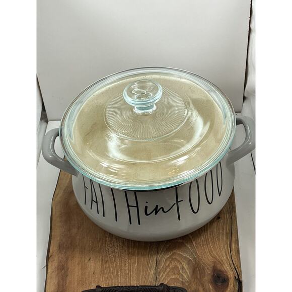 CHEFS ATELIER Light Grey 4.8 QT ENAMELED STEEL Pot “Faith in Food” Lid Cast - Picture 9 of 12